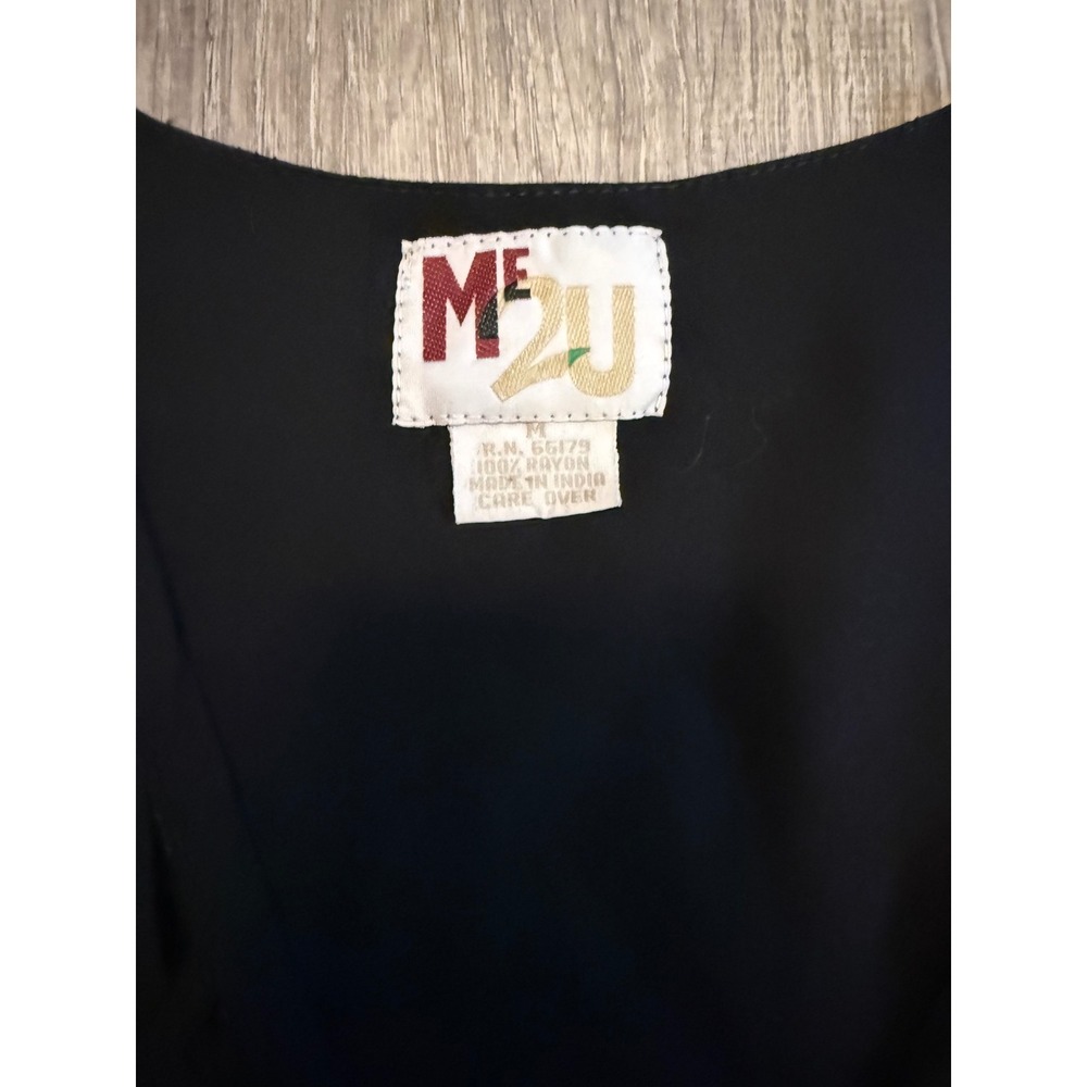 Vintage Me 2 U Black Rayon Lattice Cutout Button Front Vest Sleeveless Top - Picture 2 of 5